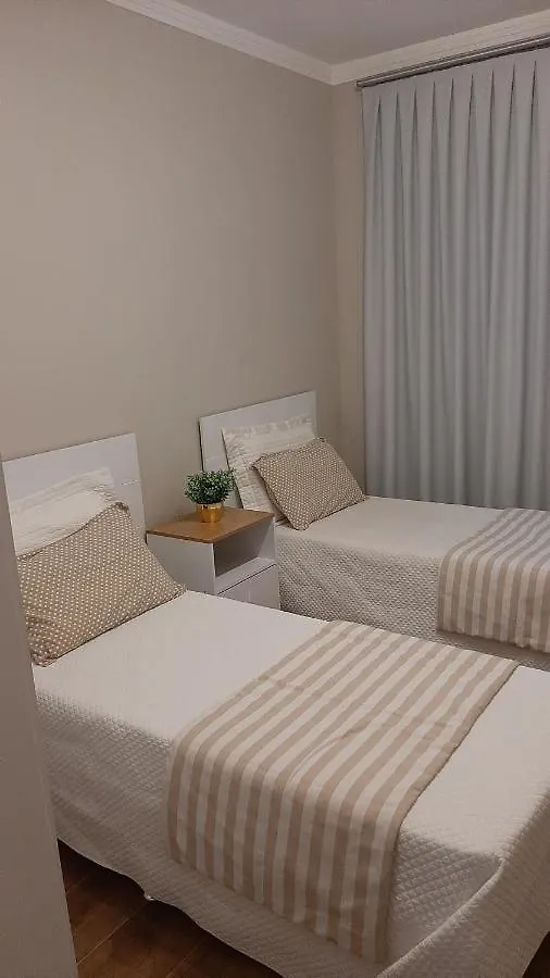 Excelente Sobrado Confortavel No Centro De Tijucas Proximo As Praias Appartement